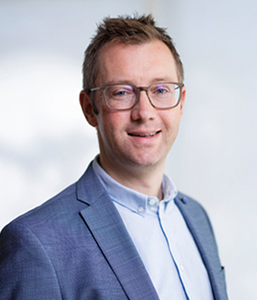 Michael Schmitz, Kundenberater für Versicherungen